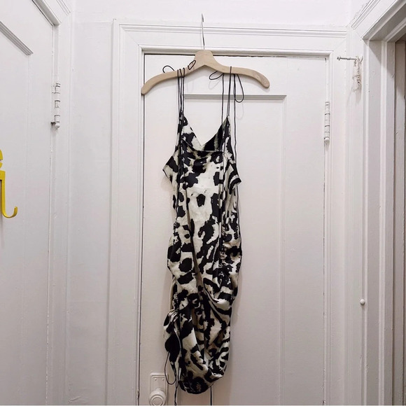 Fashion Nova Paw At My Strings Dress Animal Print Ruched Tie Sides Mini Midi NWT - Picture 3 of 9